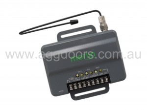 Merlin™ E8003 Add-On Universal Receiver (3 Channel)